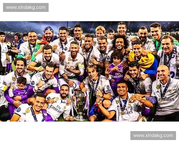 皇马18号闪耀赛场引领球队攻防节奏再现银河战舰辉煌风采 皇马18号闪耀赛场引领球队攻防节奏再现银河战舰辉煌风采