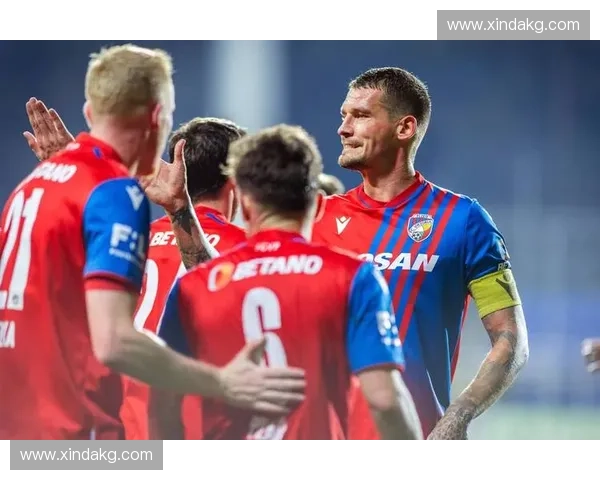 欧冠资格赛激烈角逐 多支劲旅争夺最后入场券挑战顶级舞台 欧冠资格赛激烈角逐 多支劲旅争夺最后入场券挑战顶级舞台