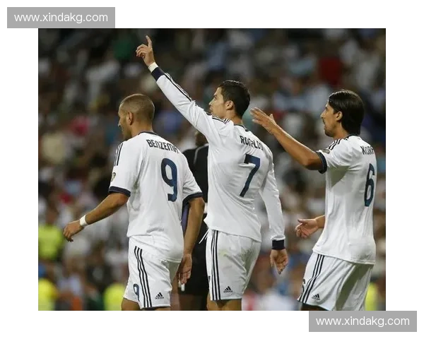 皇马主席运筹帷幄带领球队再创辉煌谱写欧洲足球新传奇 皇马主席运筹帷幄带领球队再创辉煌谱写欧洲足球新传奇