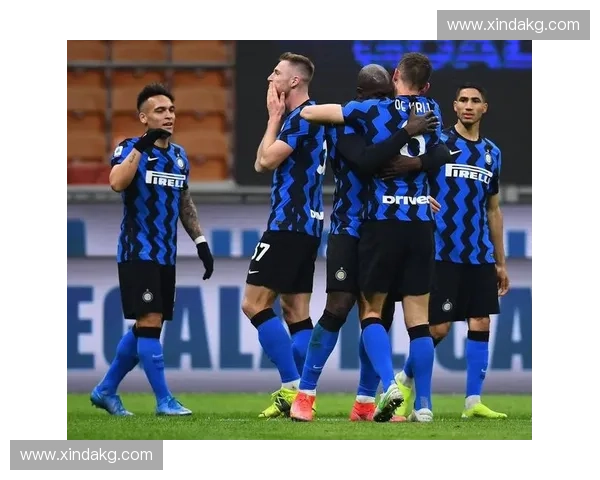 南京国际米兰队携手球迷共创城市足球新篇章激发体育热情 南京国际米兰队携手球迷共创城市足球新篇章激发体育热情